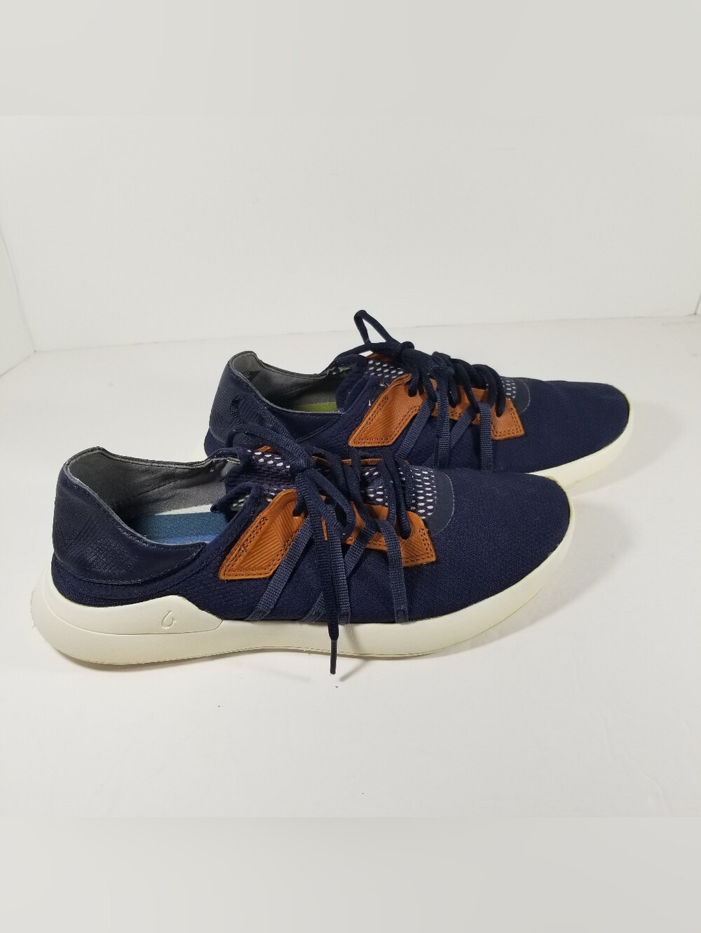 Olukai Kapalua Golf Shoes Men's Size 10.5 Spikeless Mesh Sneakers Blue Tan